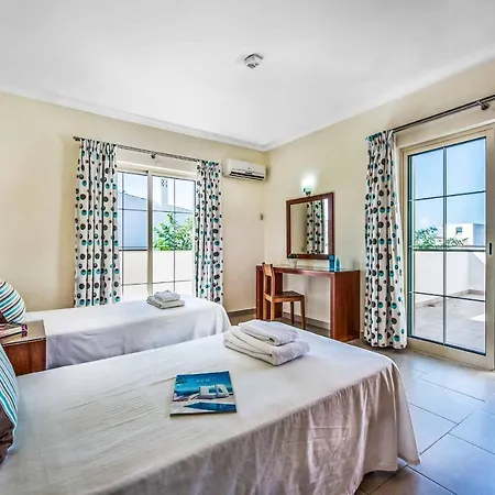 Altair * Αλμπουφέιρα